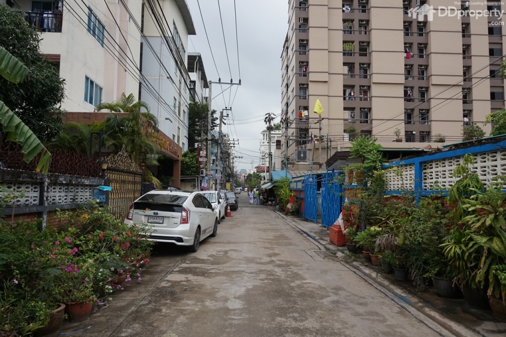 Kes Ratchada Logo18-015