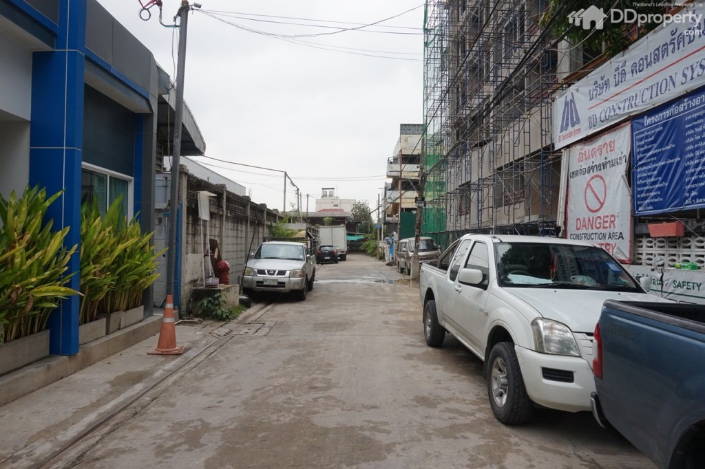 Kes Ratchada Logo19-016