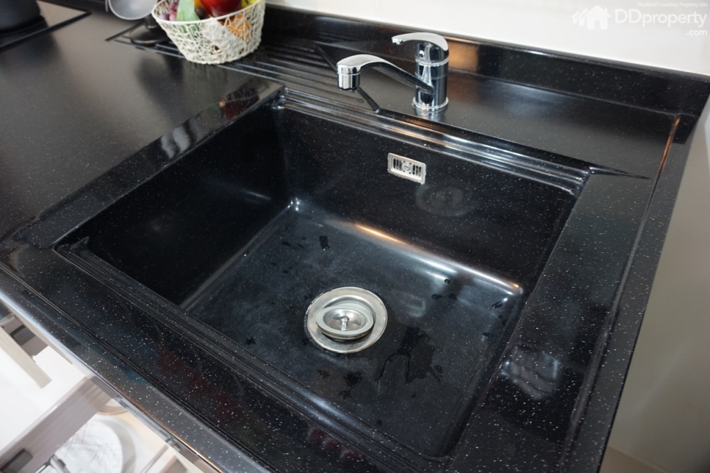 Kes Ratchada Logo33-026