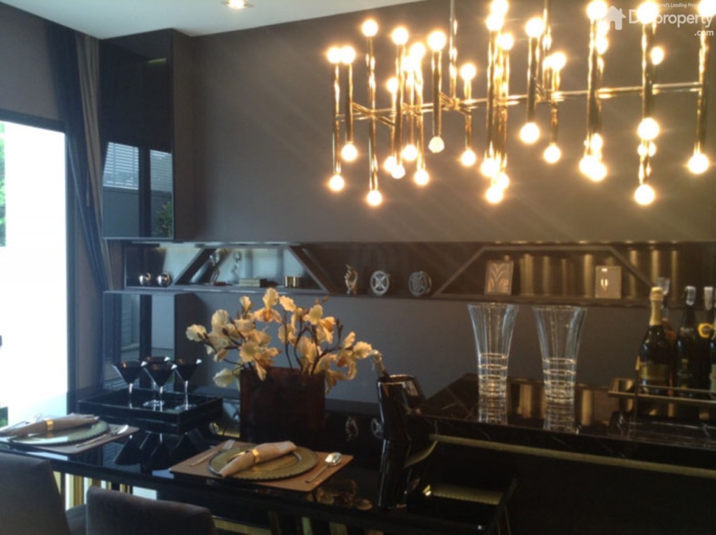 Landmark Ekamai Ramindrap138