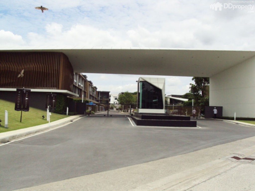 Landmark Ekamai Ramindrap23