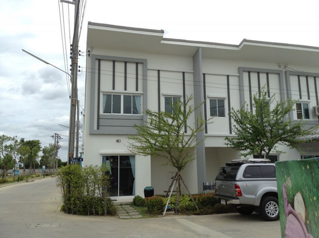 Lio Nov Wongwaen-Pinklaop44-035