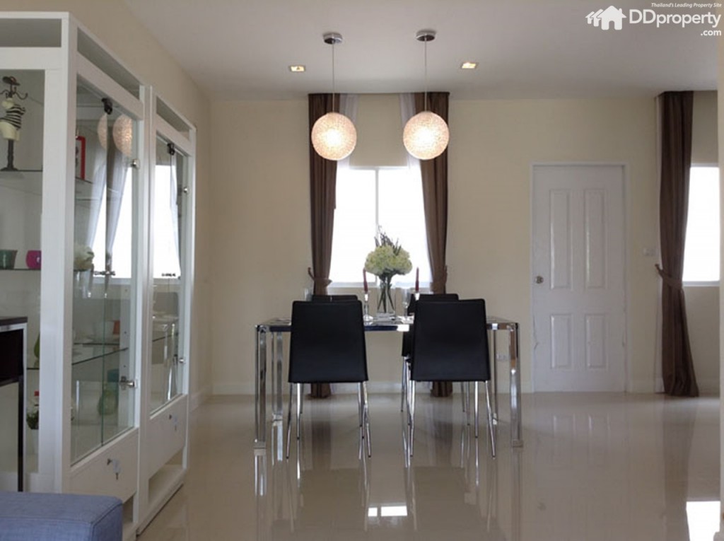 Lio Nov Wongwaen-Pinklaop48-039