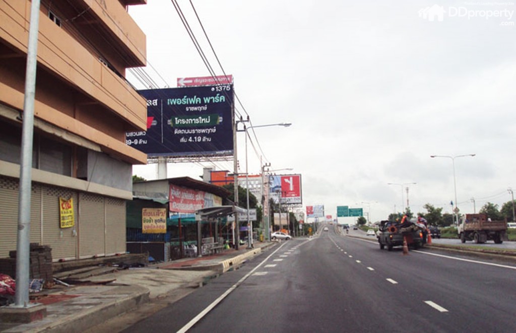 Perfect Park Ratchapruk Analysis p12-011