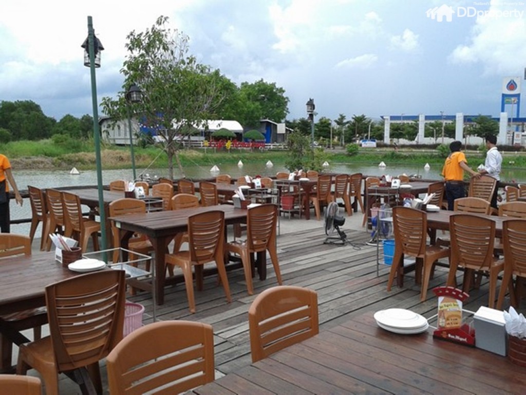 Perfect Park Ratchapruk Analysis p16-015