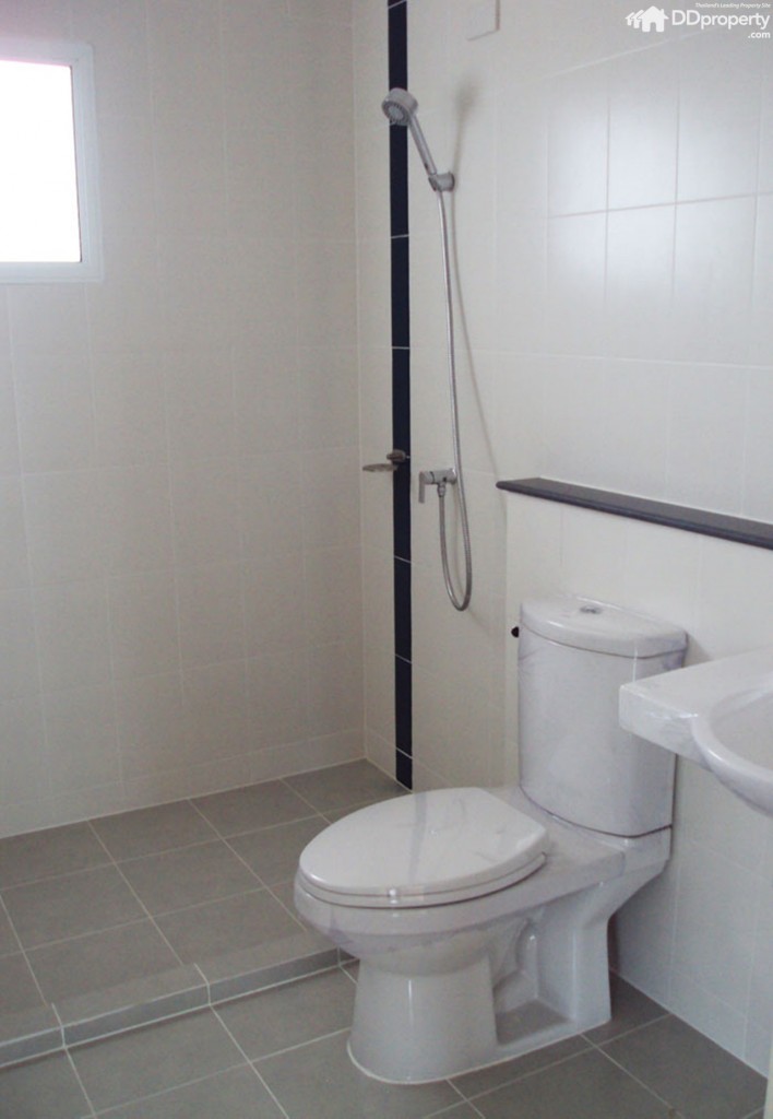 Perfect Park Ratchapruk Analysis p51-049