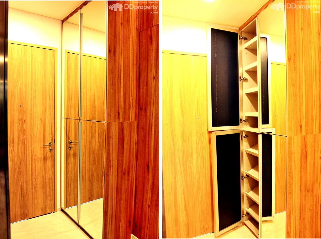 ด้านหน้างทางออกของ Private Lift เป็นพื้นที่ Foyer