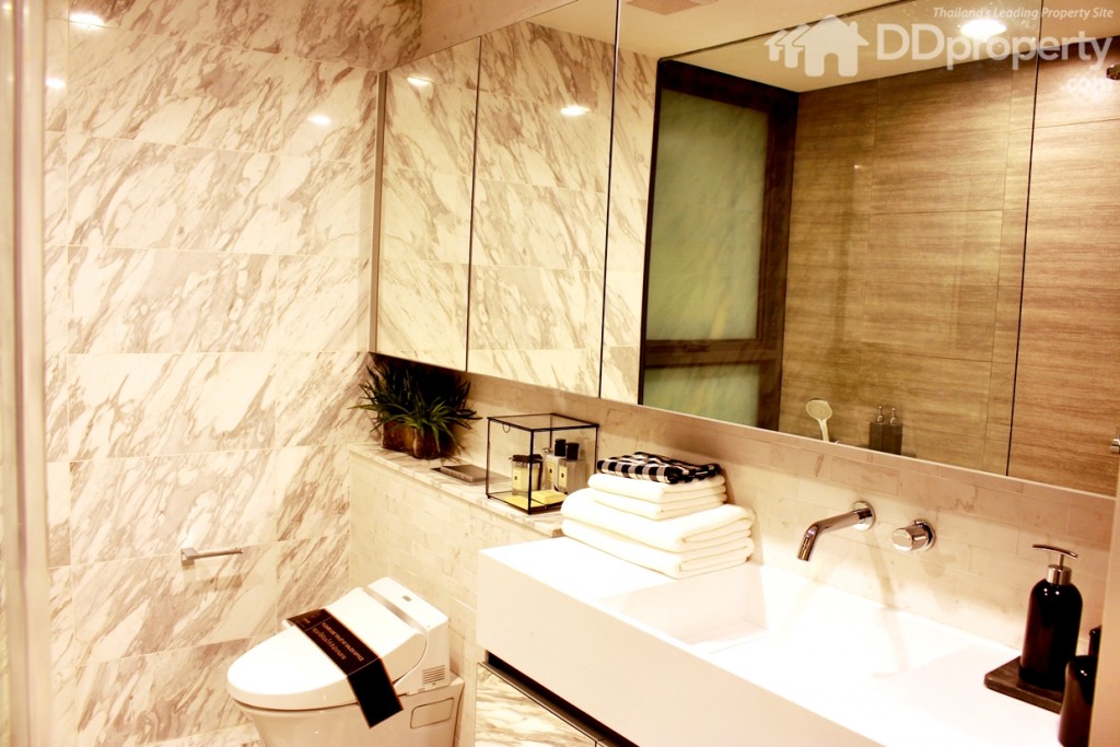 เน้นโทนสีขาวเพื่อความสะอาดและสบายตา