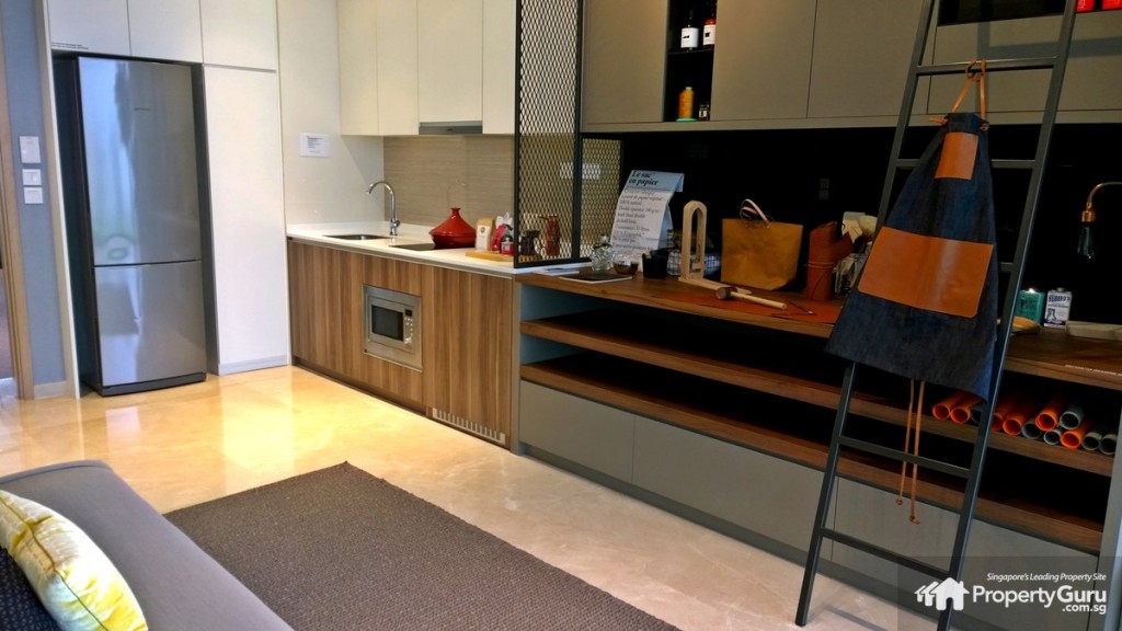 Main area with kitchen