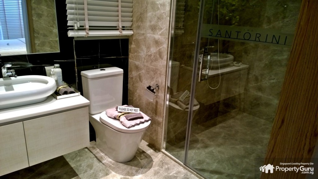 Master bathroom with swing door in wet area