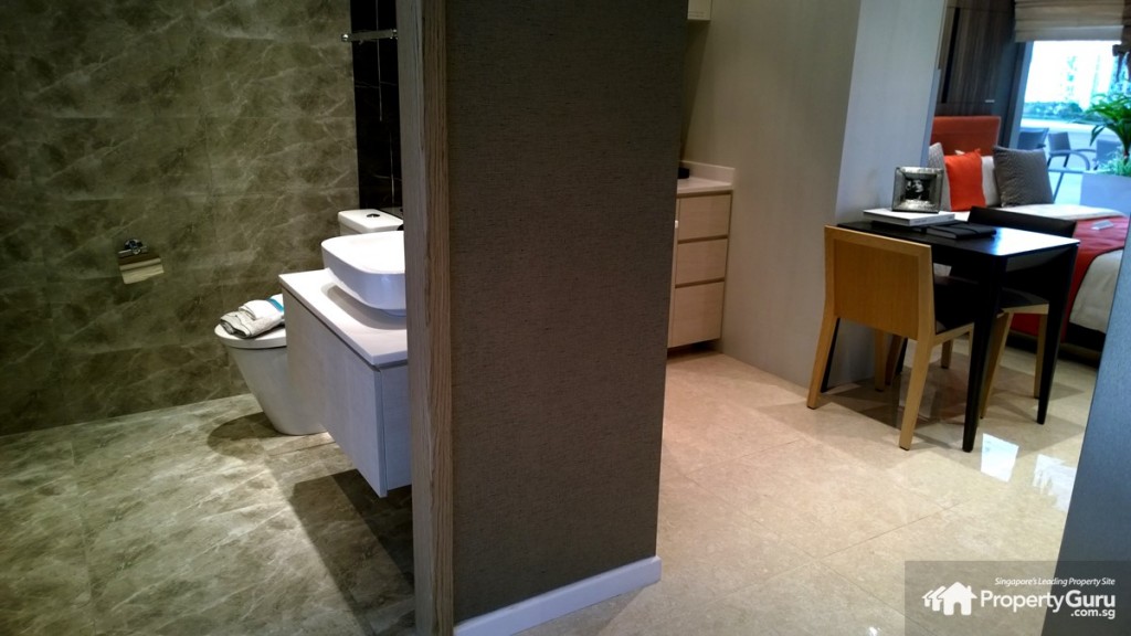 Dual- key unit with bathroom, kitchen and bedroom in a row