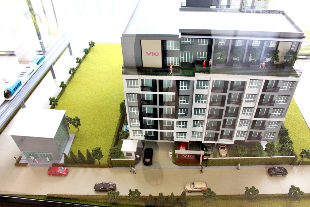 มุมมองทางทิศตะวันออกของโครงการ อยู่ติดถนนภายในซอย