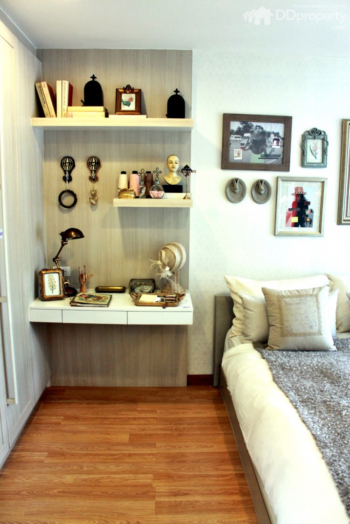 พื้นที่ว่างด้านข้างเตียง