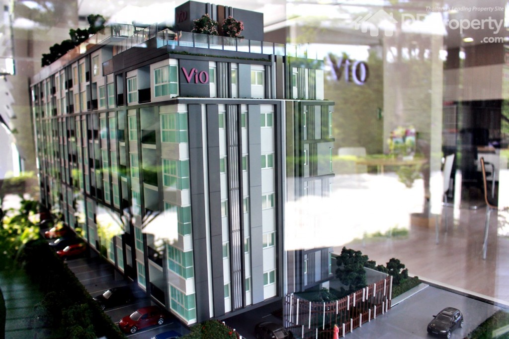 มุมมองทิศตะวันตกของตัวอาคาร