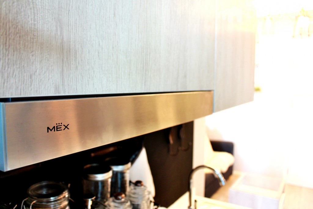 เครื่องดูดควันที่มาพร้อมกับห้อง