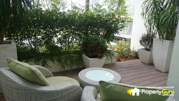 ferrenghiresidences-ground floor porch