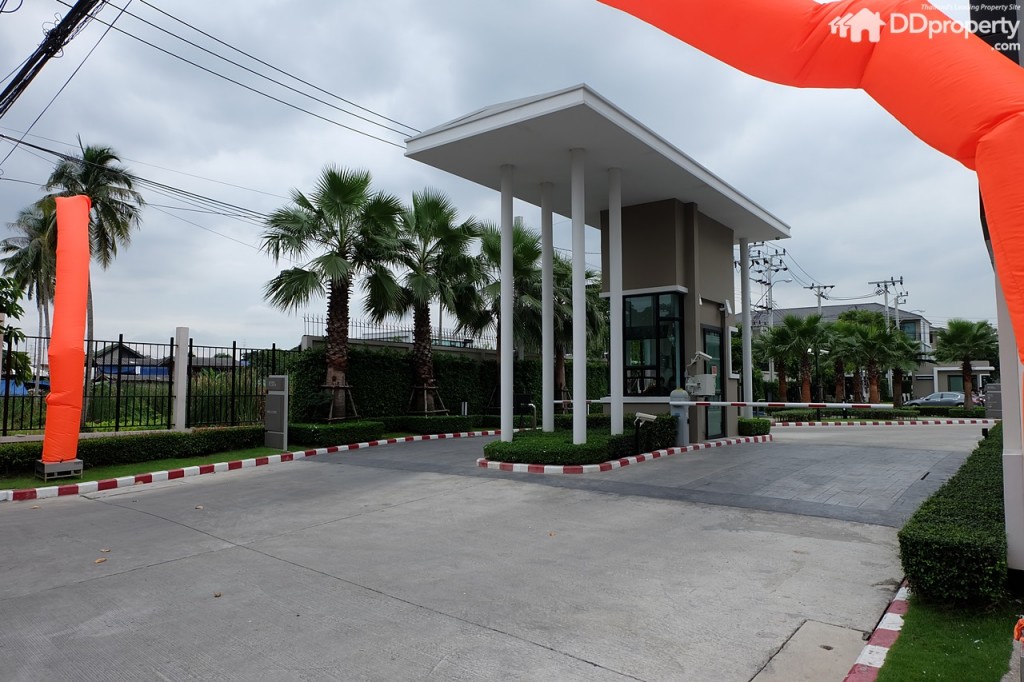 0.1 Workplace DDpropertyDSCF0158-010