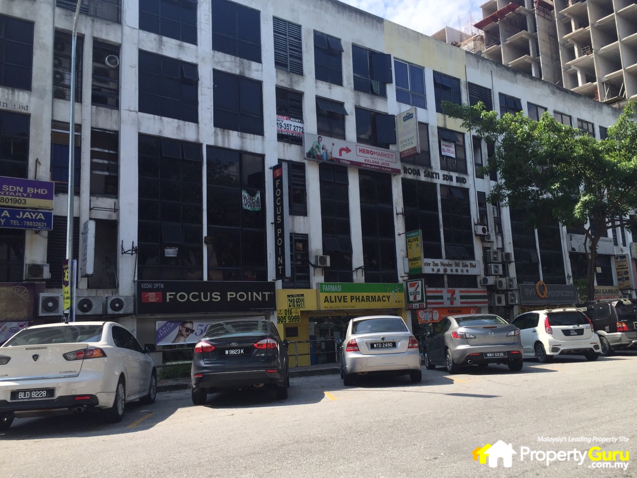 005 Azure Residences - Shops