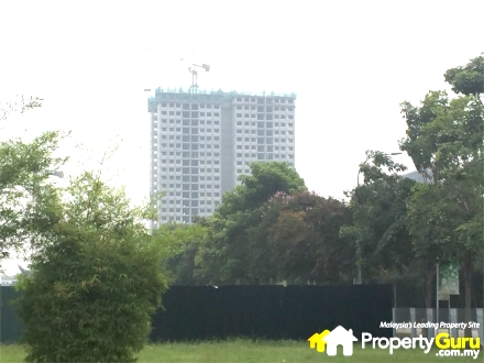 008 Ken Rimba Outside