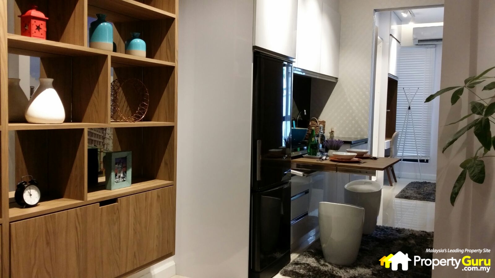 011 HighPark Suites - Showroom (ii)