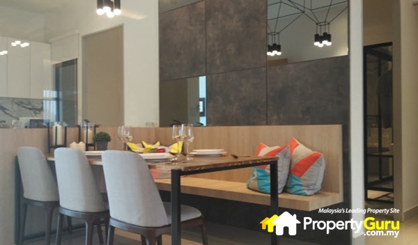 021LePav- dining area