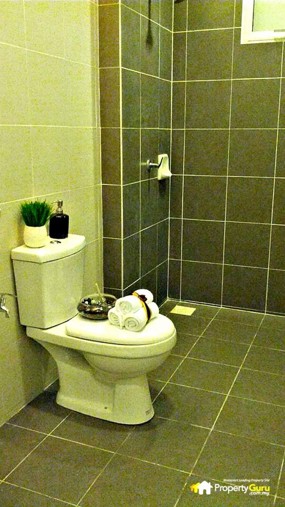 19 - BSP21 Master Bathroom