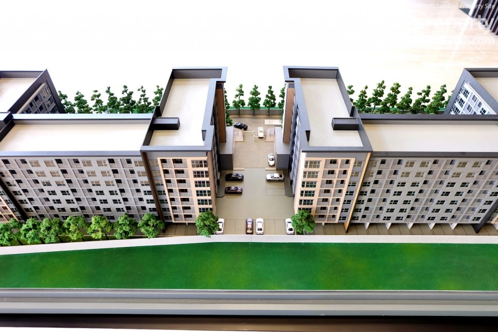 ด้านหลังของตัวอาคาร