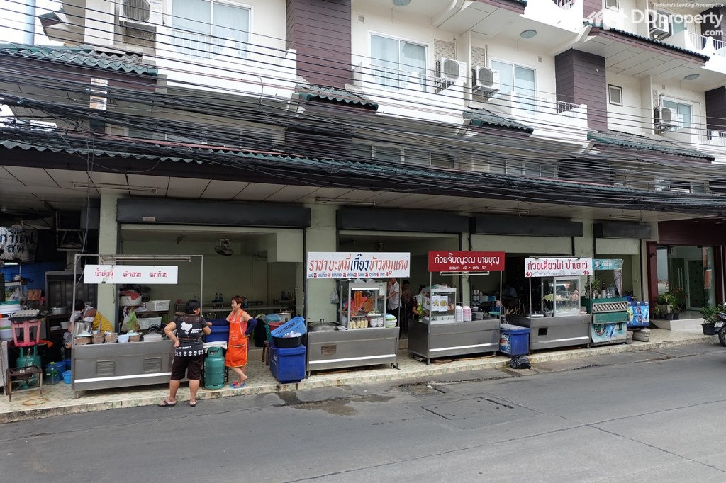 9 Maestro 03 LocationDSCF0361-013