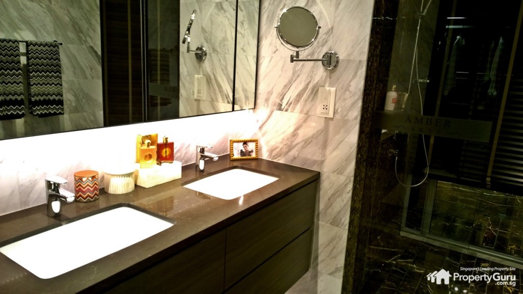 3-bedroom master bathroom with 'His' and 'Her's' sinks