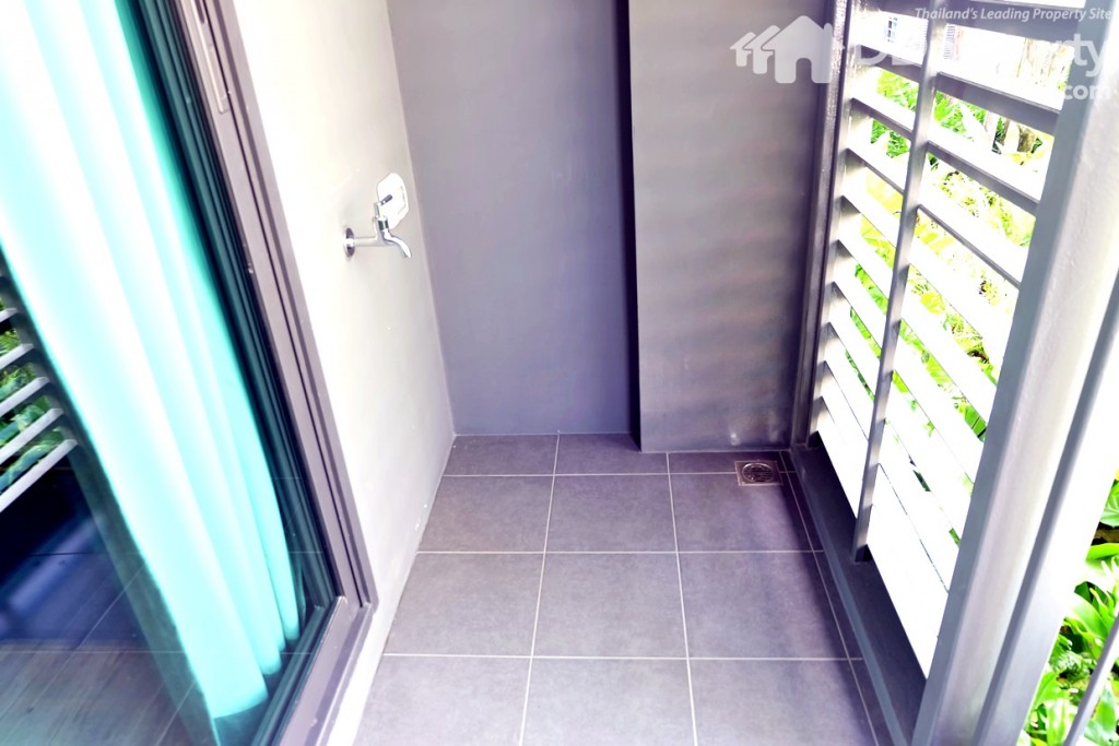 มุมพื้นที่สักล้างสามารถวางตู้เสื้อผ้าได้สบายๆ