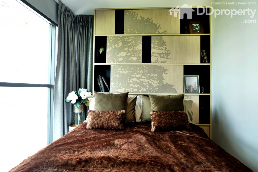 เตียงขนาด 6 ฟุต