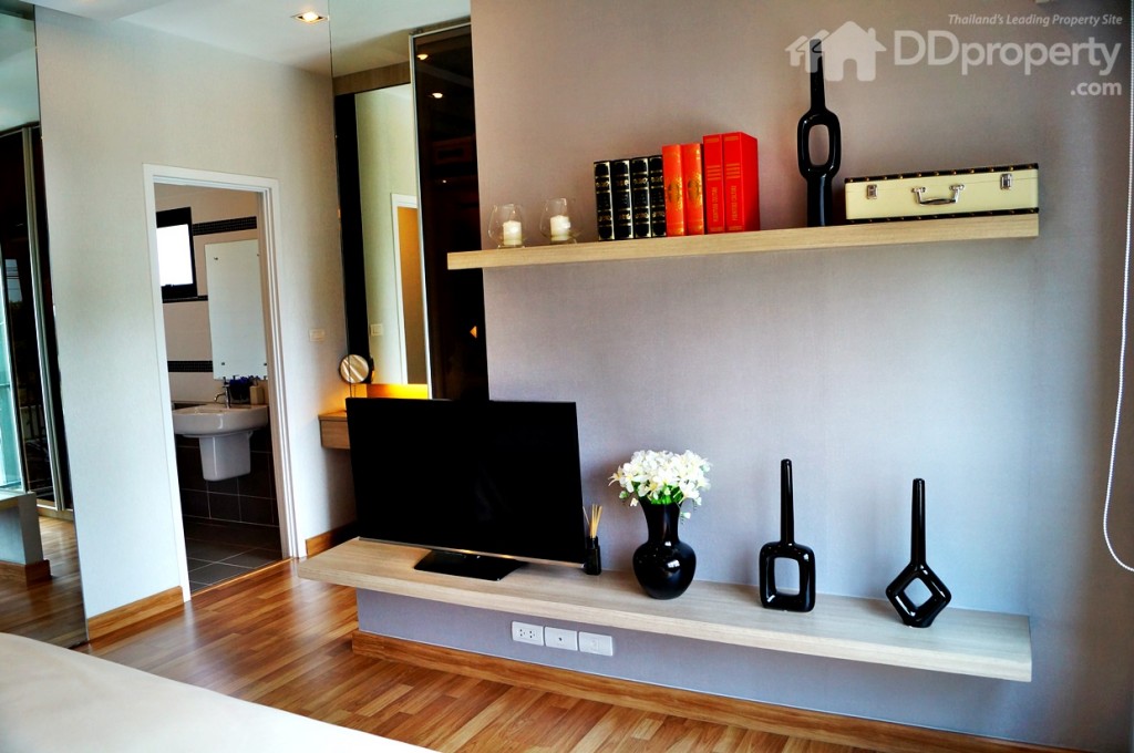 ภายในห้องตกแต่งแบบเรียบๆ