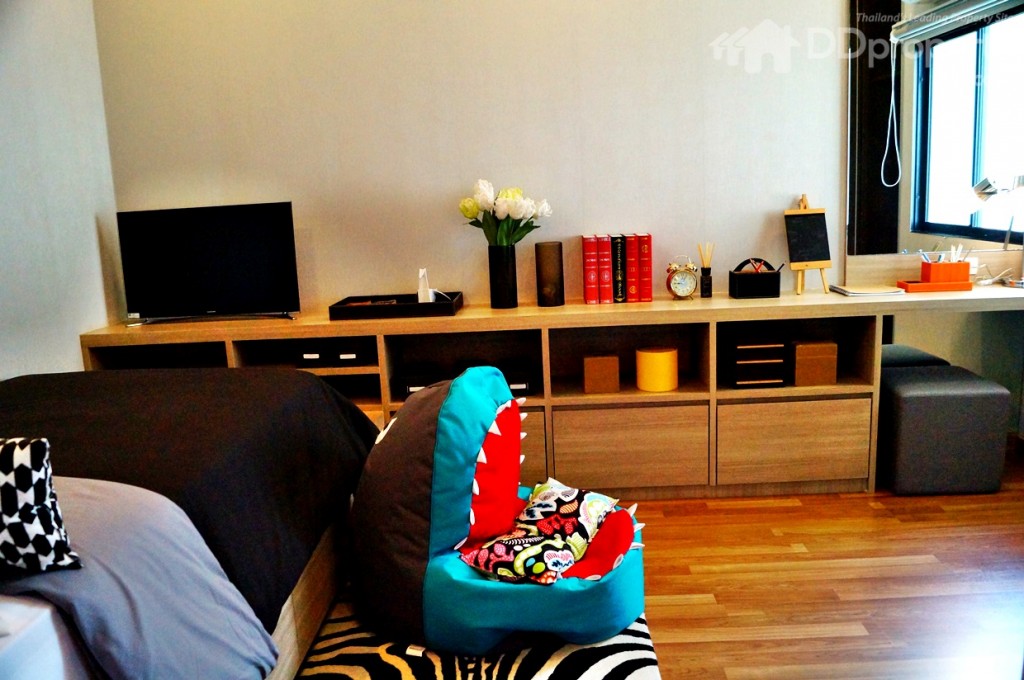 มุมมองภายในห้องนอนเล็ก