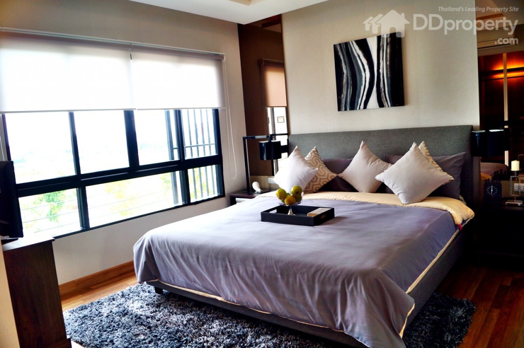 ภาพมุมกว้างของห้องนอนใหญ่ชั้น 3