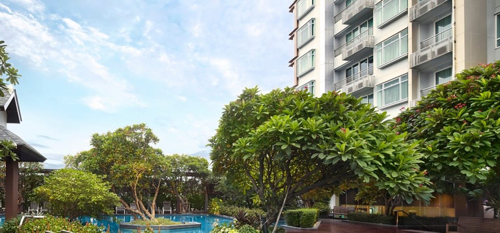 Circle 1 Asoke-Petchaburi