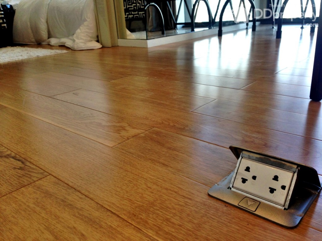 ปั๊กสามตาแบบซ่อนพื้น