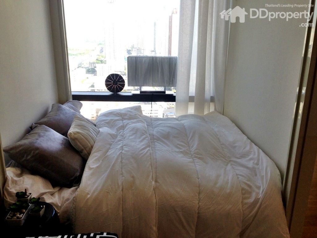 พื้นที่ของเตียงอยู่ที่ประมาณ 3x4 เมตร