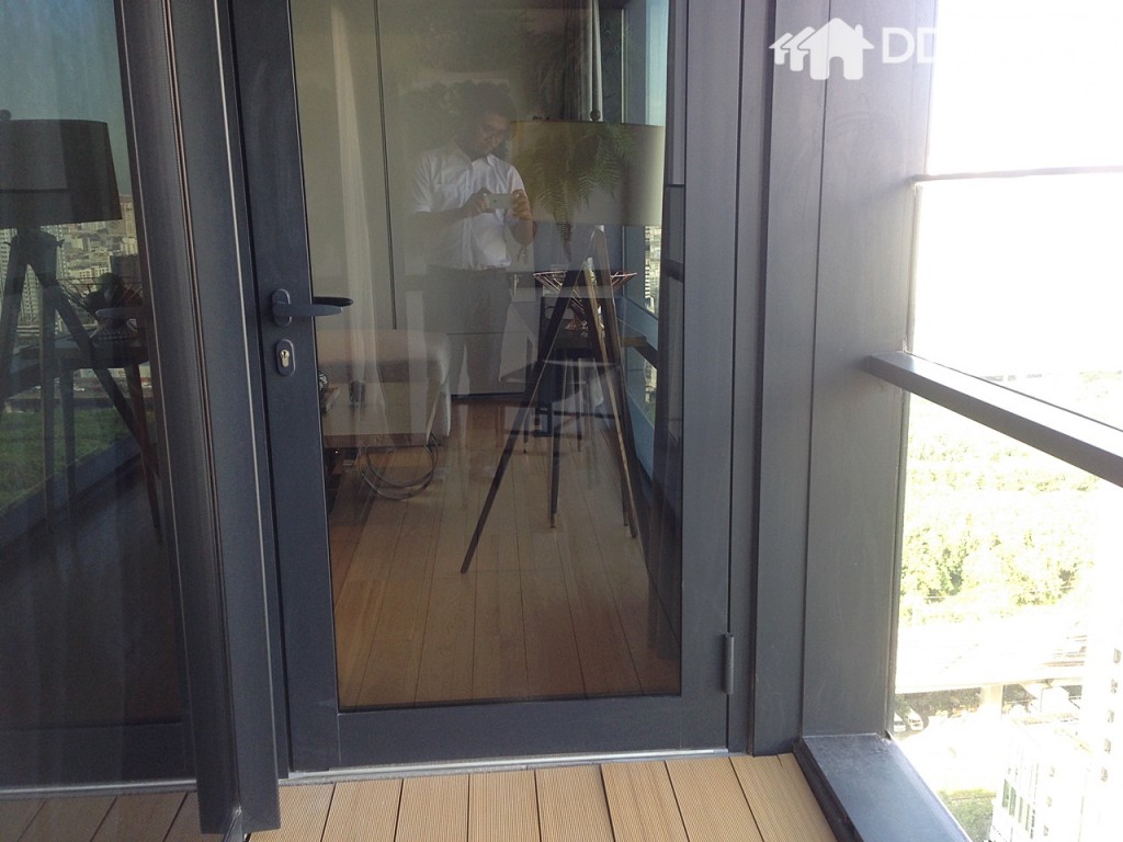 Circle 2 Living PrototypeIMG_2595