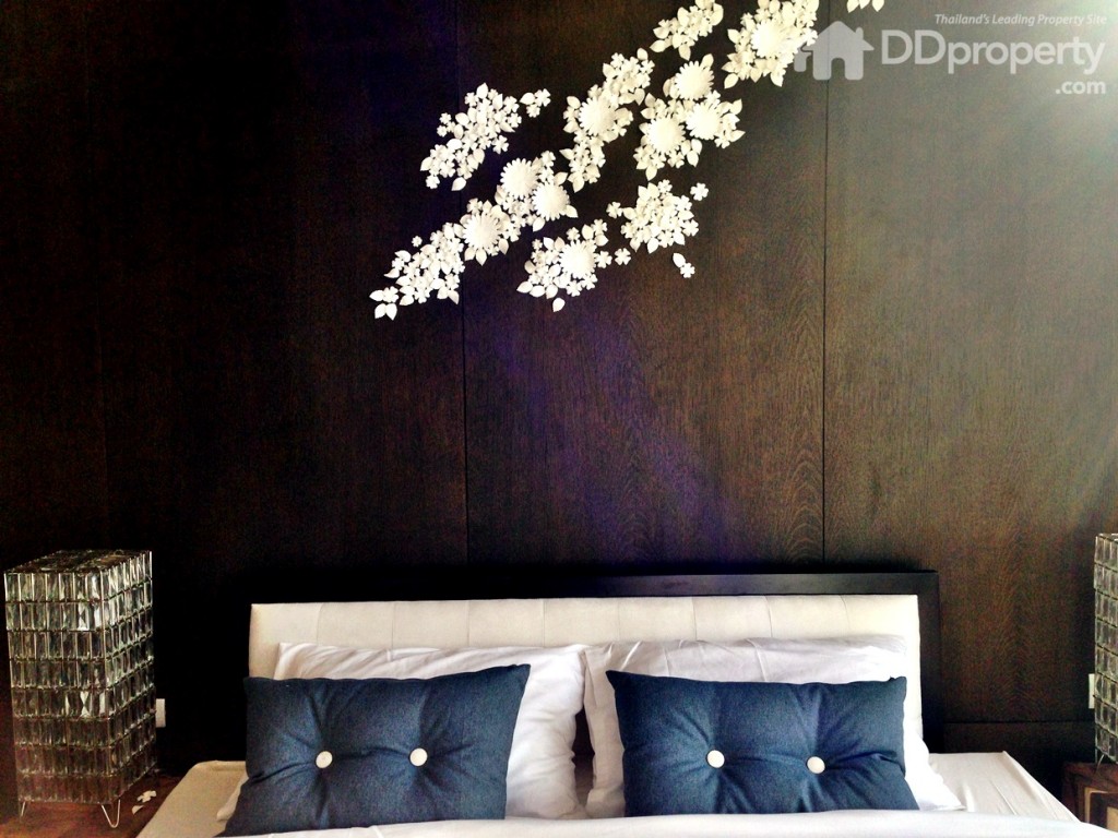 เตียงที่ใช้กับห้องตัวอย่างขนาด 5-6 ฟุตโดยประมาณ