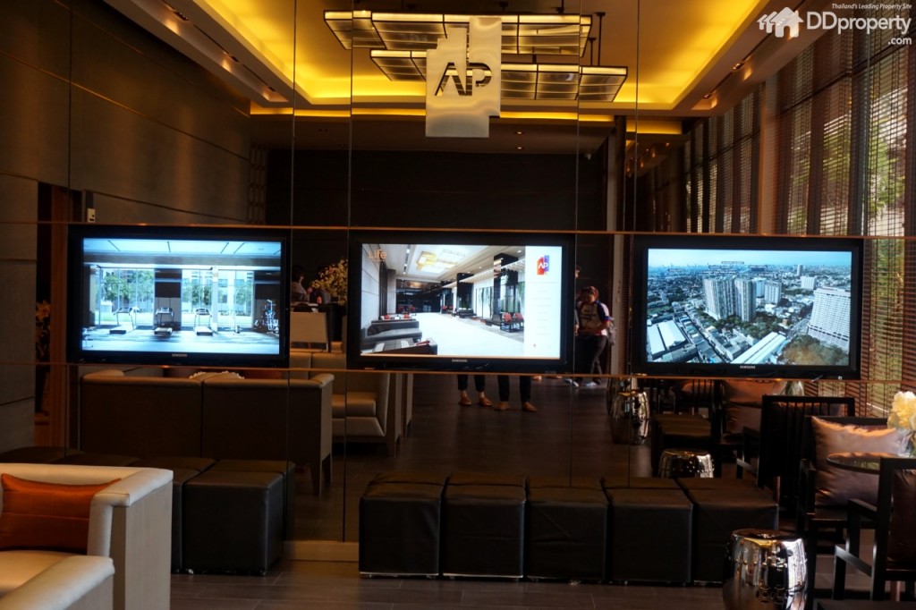 Life PinklaoDSC02344