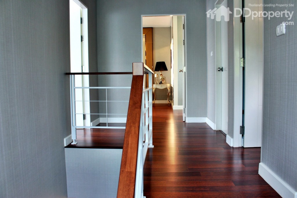 พื้นที่บนชั้น 2 