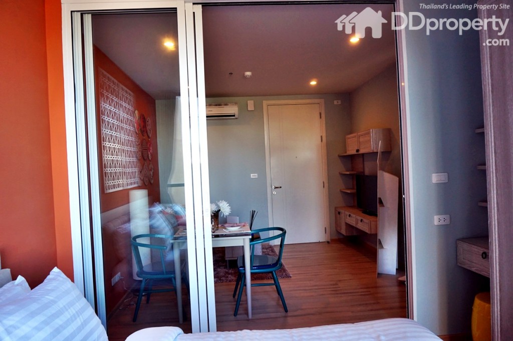 มุมมองจากภายในห้องนอน