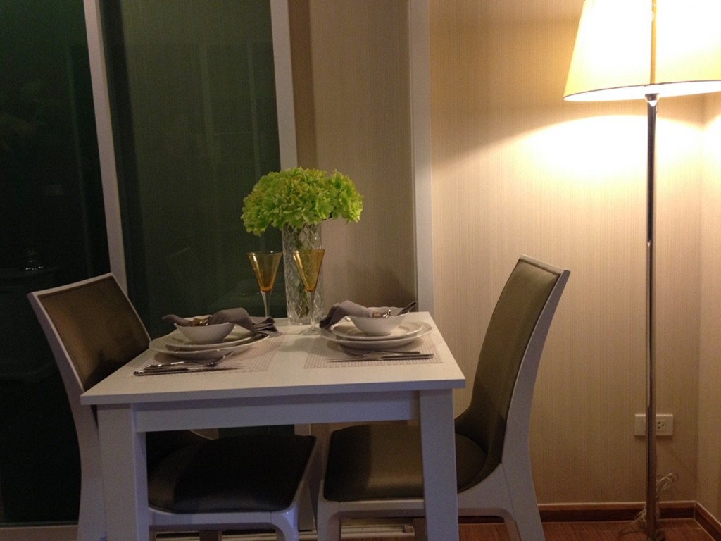 The Rich Room1The_Rich (33)-004