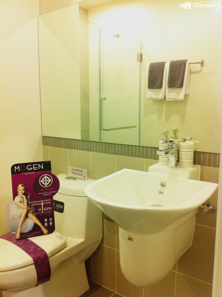 The Stage Taopoon50-023