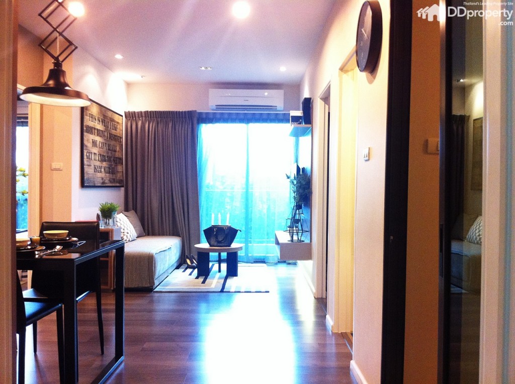 The Stage Taopoon53-026