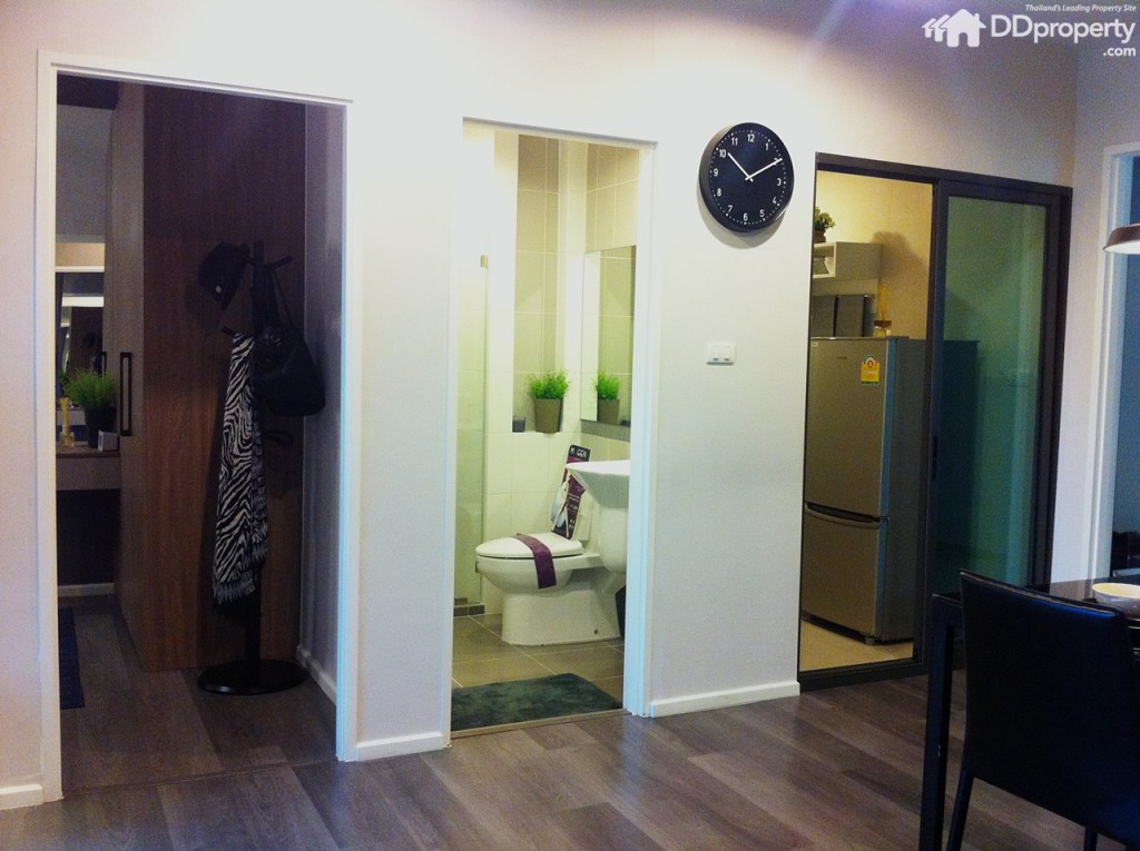 The Stage Taopoon55-028