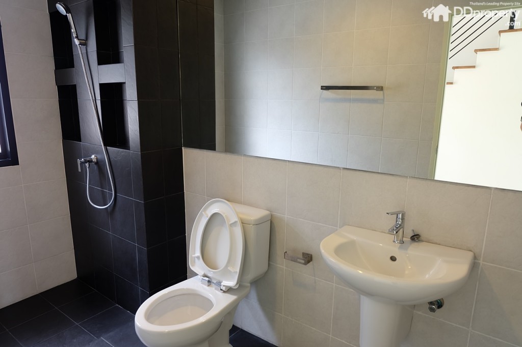 Workplace DDpropertyDSCF0252-065