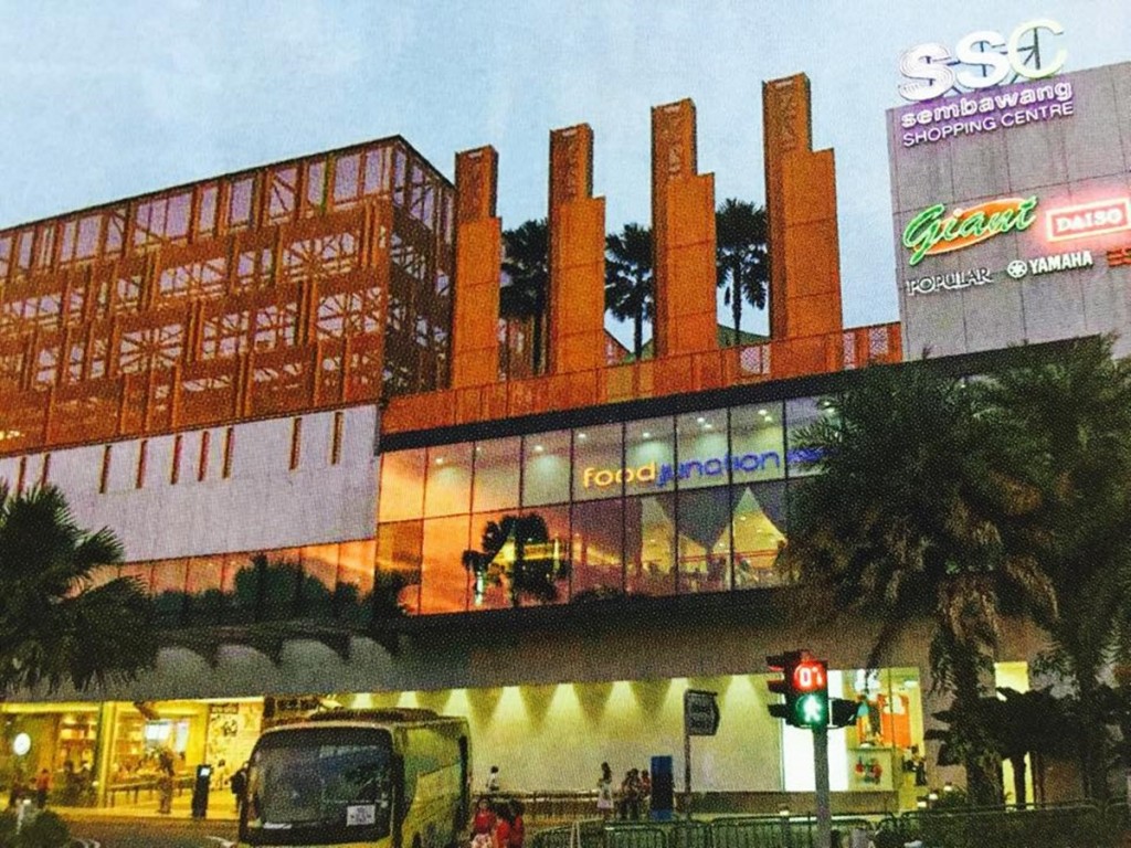 nearby, shopping malls, amenities, facilities, walking distance, ec