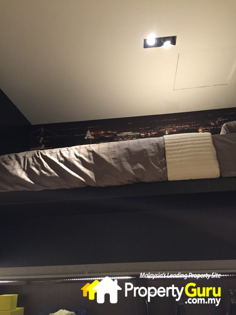 expressionzIMG_1082ex14