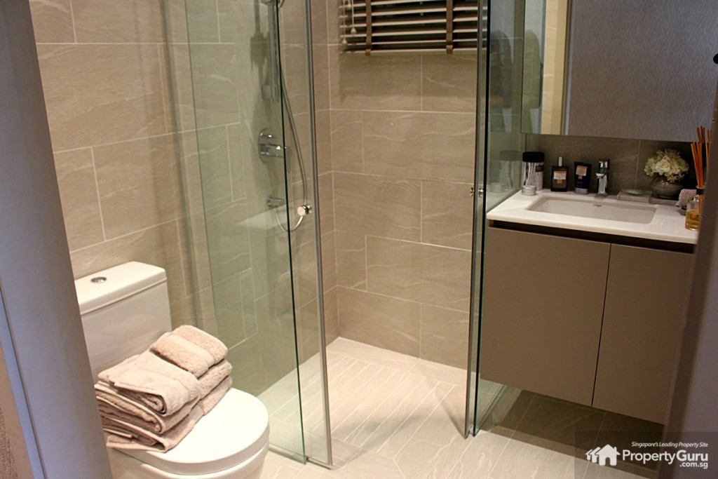 waterfront @ faber, three bedroom, 3 room, washroom, toilet, master